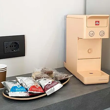 Zefiro Ovest Otel 2*